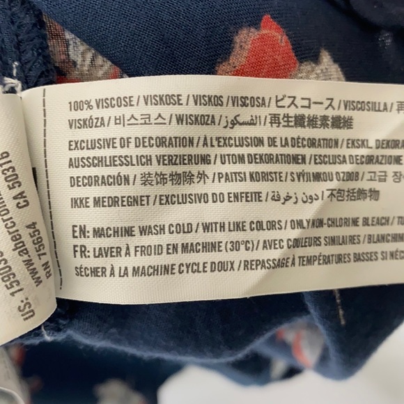 A&F Lace Up Navy Floral Romper - Picture 5 of 8